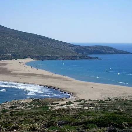 Βίλα Cristelia Seafront & Pool