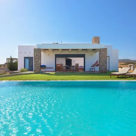 Cristelia Seafront & Pool Λαχανιά