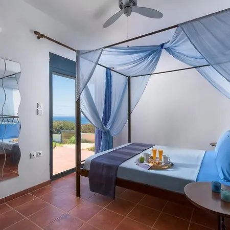 Cristelia Seafront & Pool Λαχανιά