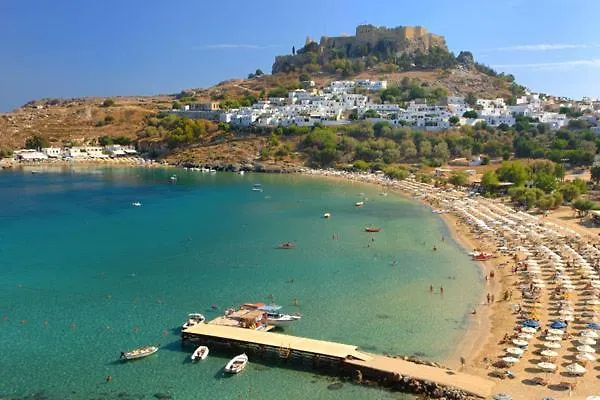 فيلة Cristelia Seafront & Pool لاخنيا