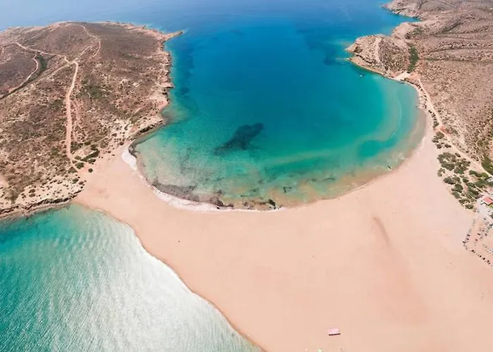 Cristelia Seafront & Pool