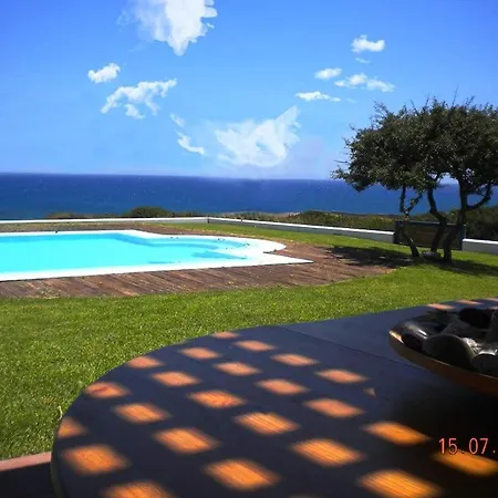 Cristelia Seafront & Pool 拉卡尼亚