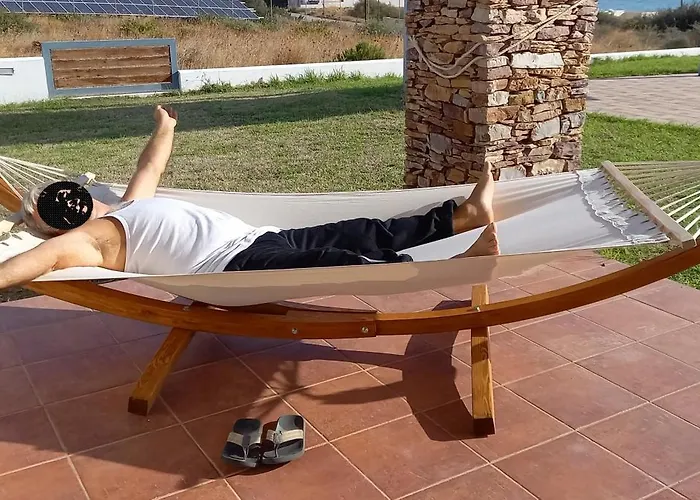 Villa Cristelia Seafront & Pool