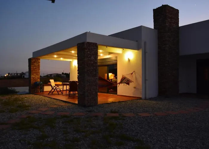 Cristelia Seafront & Pool Lacónia